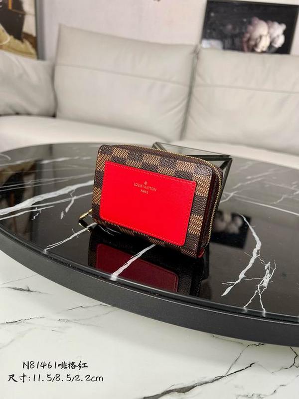 LV Wallets 267